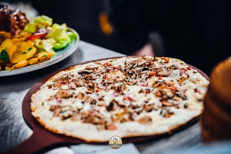 Chez le Brasseur Restaurant à Sainte-Eulalie, France