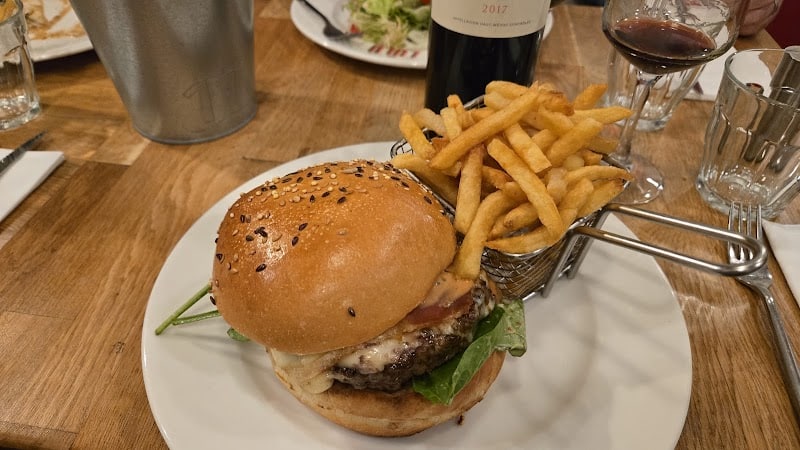 Restaurant Chez Lulu à Saint-Germain-en-Laye, France