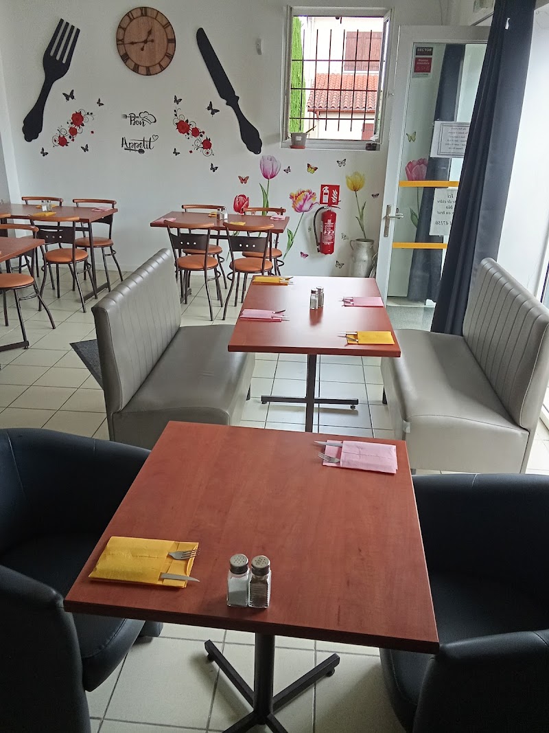 Restaurant Chez Nath crêperie à Villeneuve-sur-lot, France