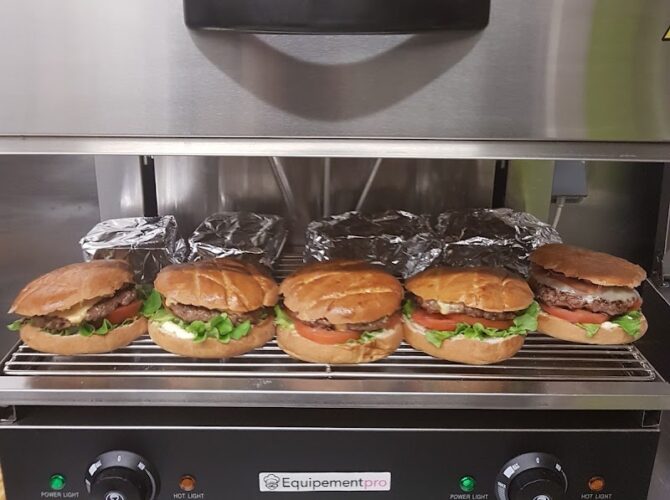 Restaurant Chez Nath & Joe à Saint-Privat-la-Montagne, France