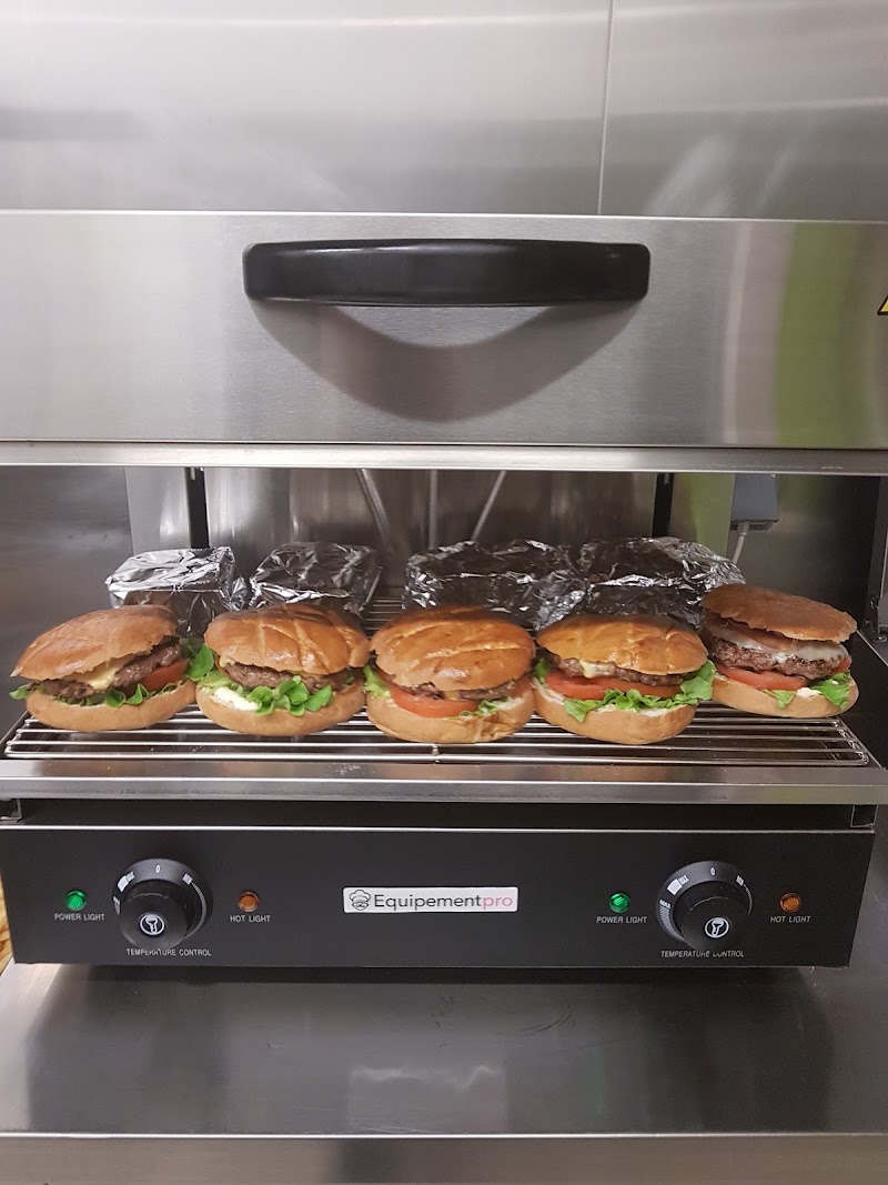 Restaurant Chez Nath & Joe à Saint-Privat-la-Montagne, France