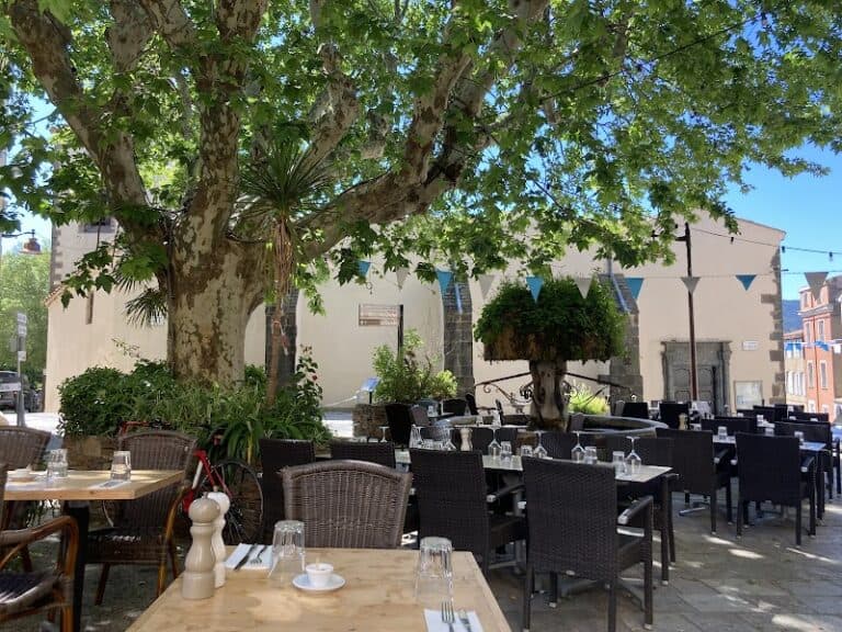 Restaurant Chez Nous à Cogolin, France — photo 1