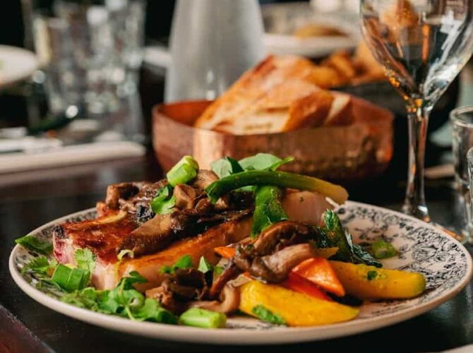 Restaurant Chez Poupette Levallois à Levallois-Perret, France