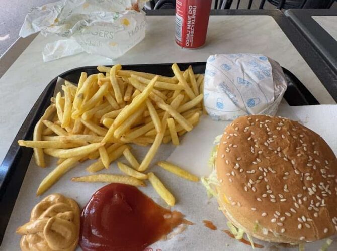 Restaurant Chicken Maestro à Éragny, France