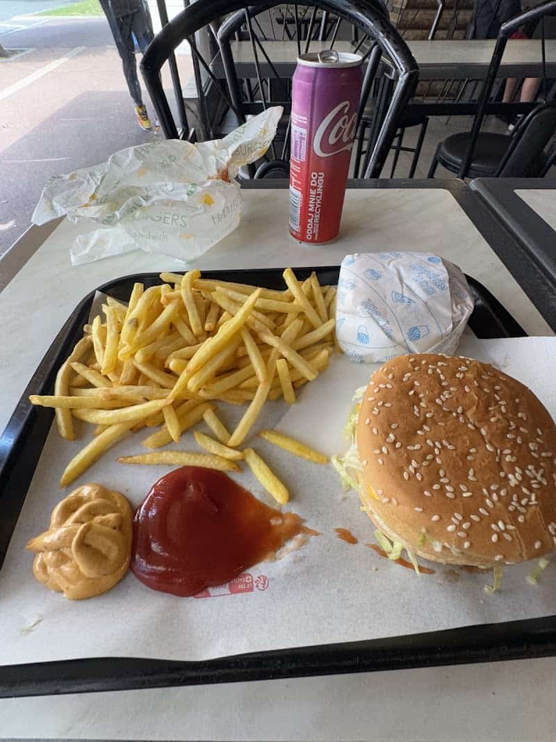 Restaurant Chicken Maestro à Éragny, France