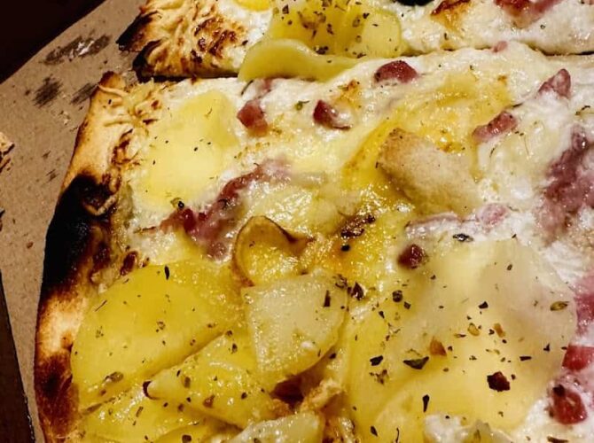 Restaurant cité pizza à Castelnaudary, France