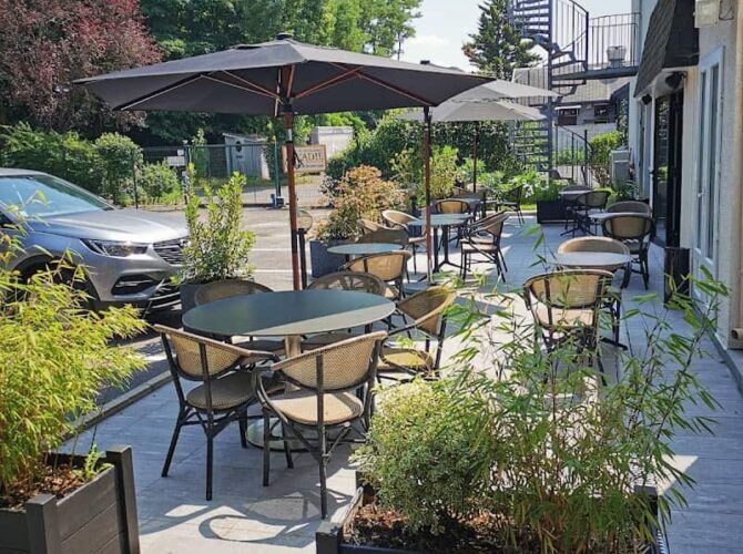 Restaurant Comfort Hotel Cergy Pontoise à Éragny, France