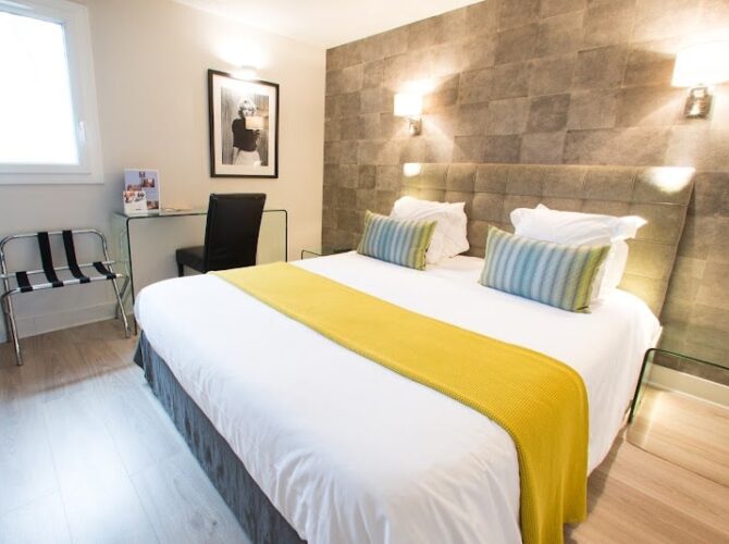 Restaurant Comfort Hotel Cergy Pontoise à Éragny, France