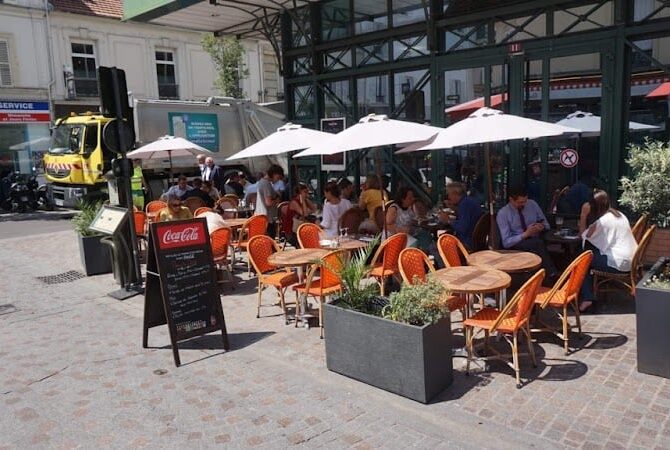 Restaurant Comptoir Du Marche à Levallois-Perret, France