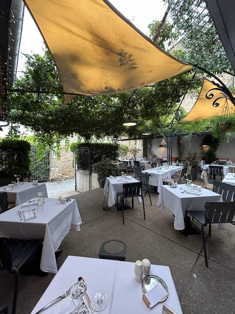 Restaurant Comte Roger Carcassonne à Carcassonne, France