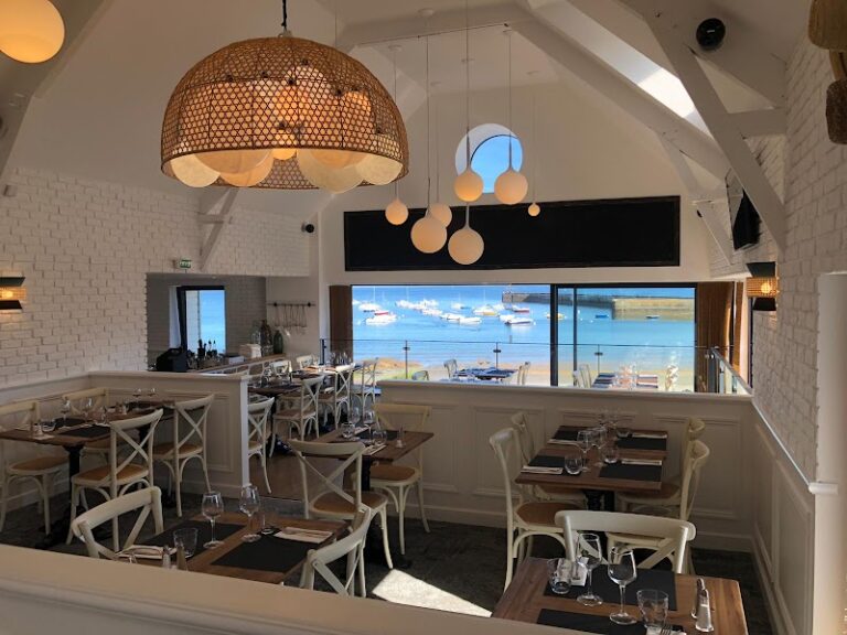 Restaurant côté mer à Ploemeur, France — photo 1