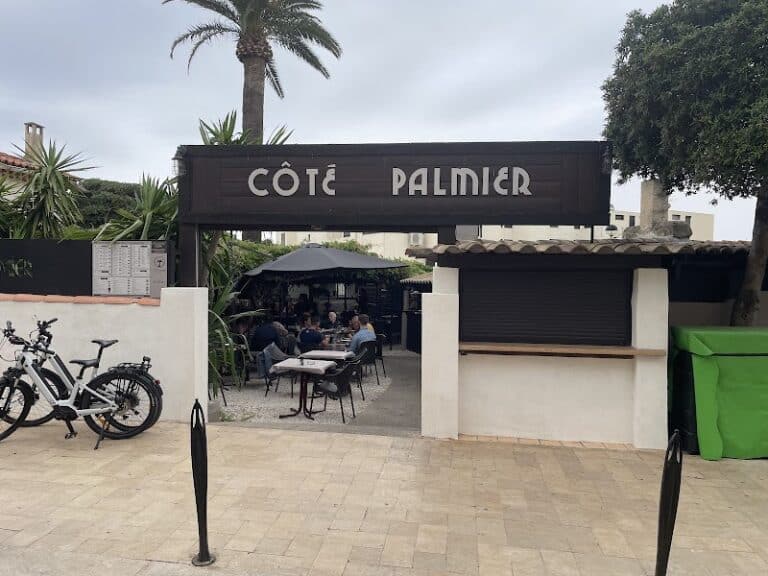 Restaurant Côté Palmier à Bormes-les-Mimosas, France — photo 1