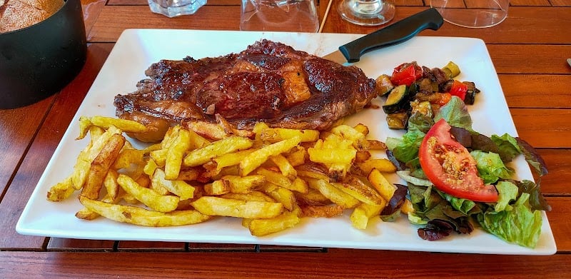 Restaurant Cote Plage à Marseillan, France