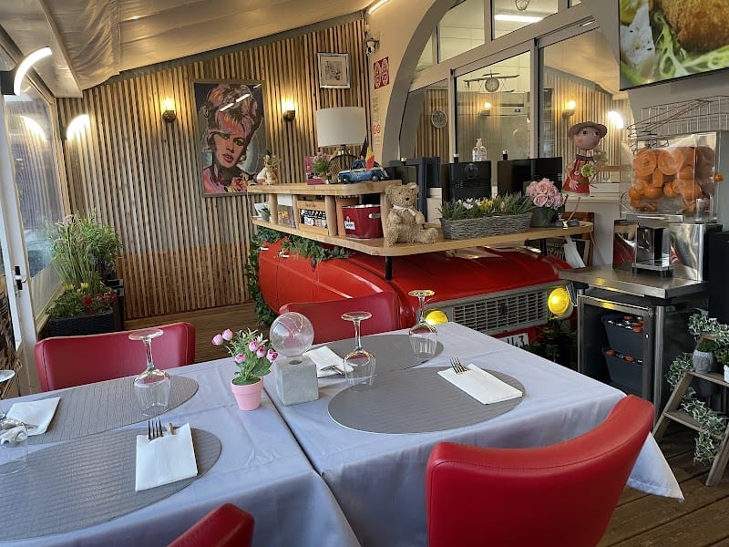 Côté Port, Bar Restaurant à Cogolin, France