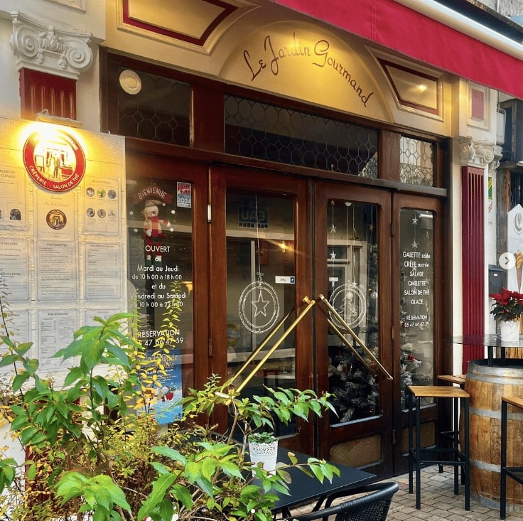 Restaurant Crêperie Au Jardin Gourmand à Villeneuve-sur-lot, France