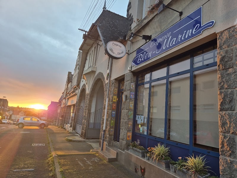 Restaurant Crêperie Bleu Marine à Saint-Brieuc, France