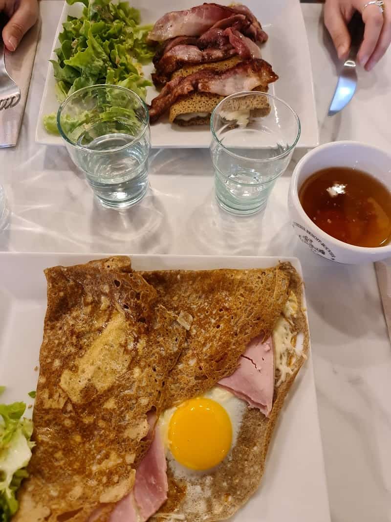 Restaurant Crêperie des Promenades à Saint-Brieuc, France