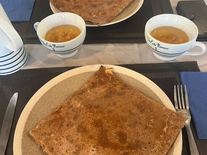 Restaurant Creperie Le Phare Breton à Ballancourt-sur-Essonne, France