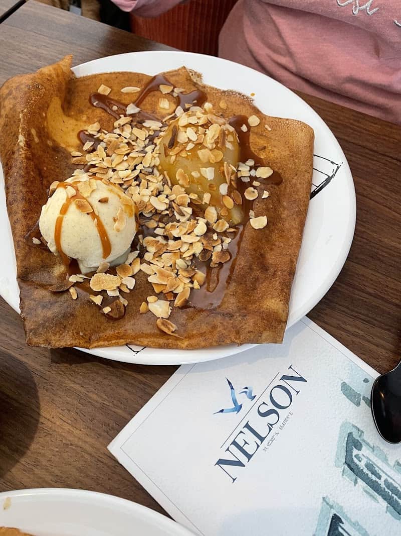 Restaurant Crêperie Nelson à Plobannalec-Lesconil, France