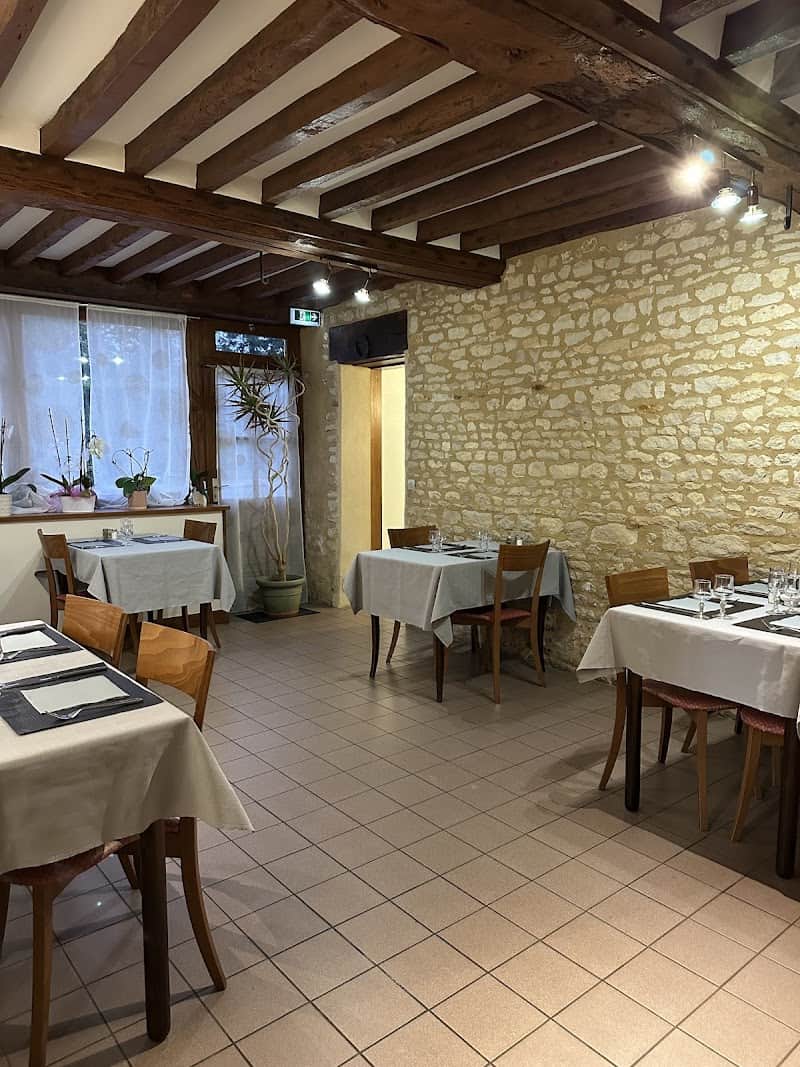 Crêperie – Restaurant du Fer à Cheval à Giel-Courteilles, France