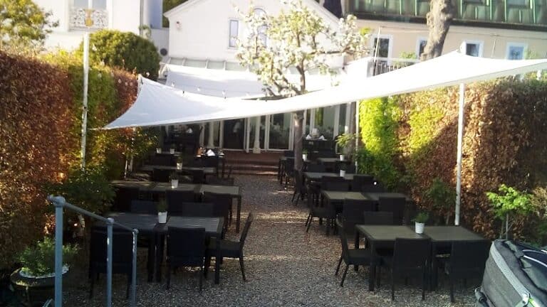 Restaurant das weisse haus à Hamburg (Hambourg), Allemagne — photo 1