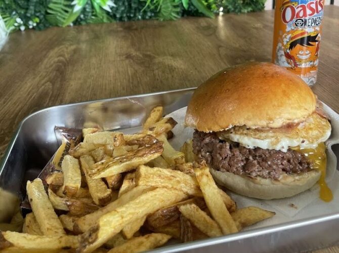 Restaurant DINI SMASH BURGERS OBERNAI à Obernai, France