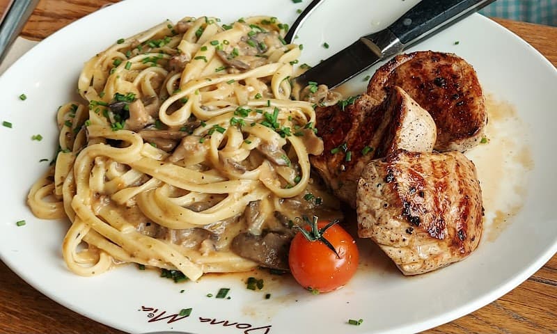 Restaurant Donna Mia Saarlouis à Saarlouis (Sarrelouis), Allemagne