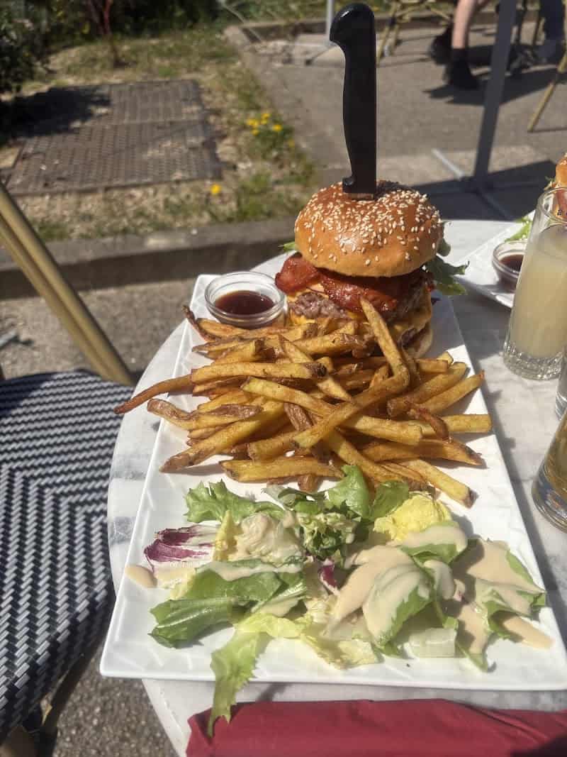El Dorado restaurant à Saint-Chéron, France