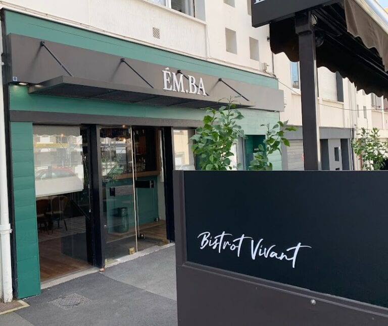 Restaurant ÉM.BA bistrot vivant à Lorient, France — photo 1