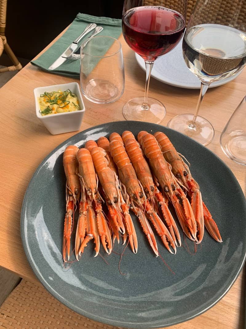 Restaurant ÉM.BA bistrot vivant à Lorient, France