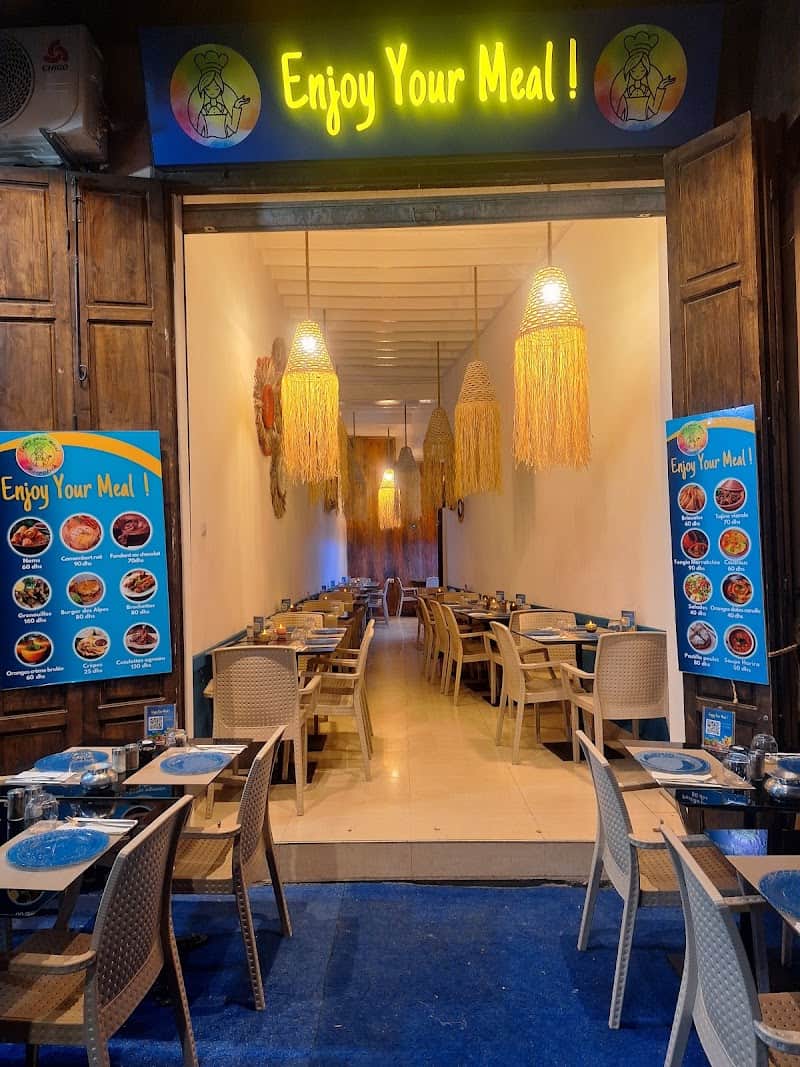 ENJOY YOUR MEAL VEGGIE LOVERS – Restaurant Végétarien Médina Marrakech à Marrakech, Maroc