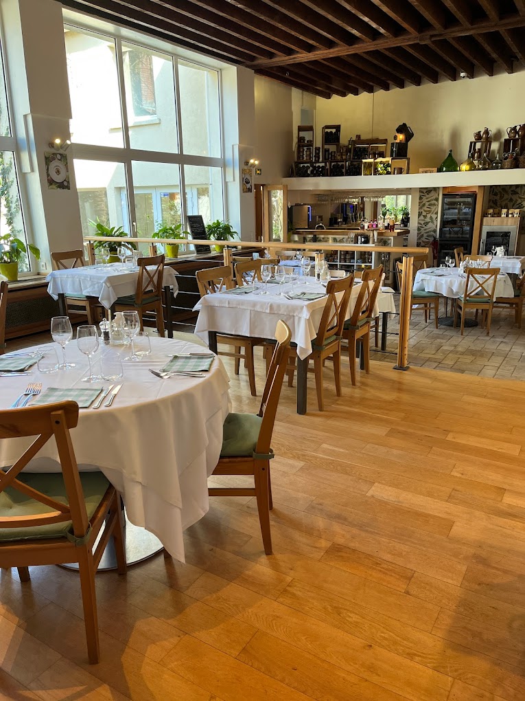 Restaurant Entre les Deux à Mennecy, France