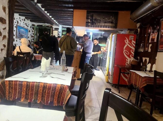 Restaurant Étoile d’Anatolie à Longjumeau, France