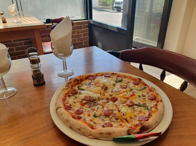 Restaurant Étoile de Montgeron à Montgeron, France