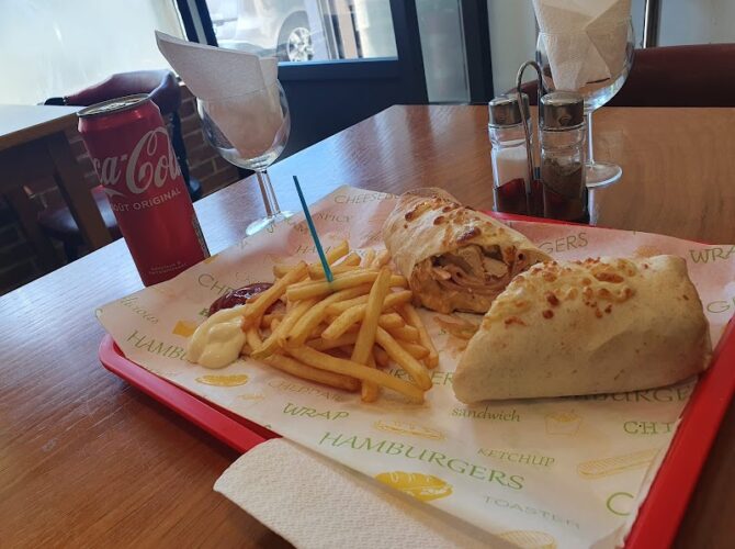 Restaurant Étoile de Montgeron à Montgeron, France