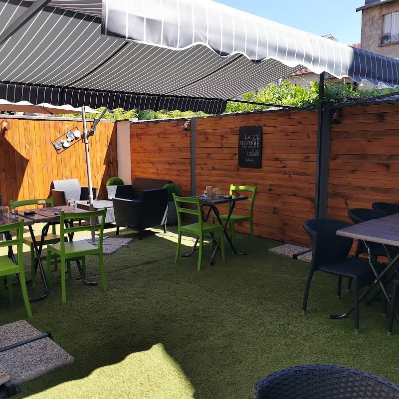 Restaurant Family House à Saint-Max, France