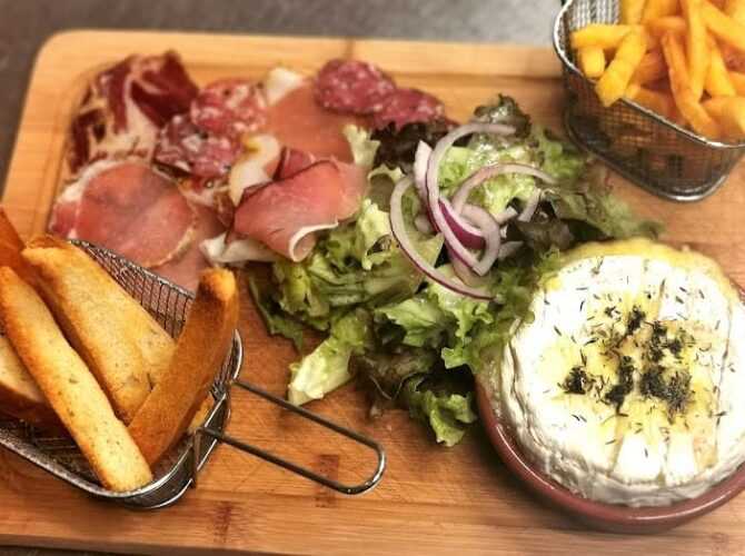 Restaurant Family House à Saint-Max, France