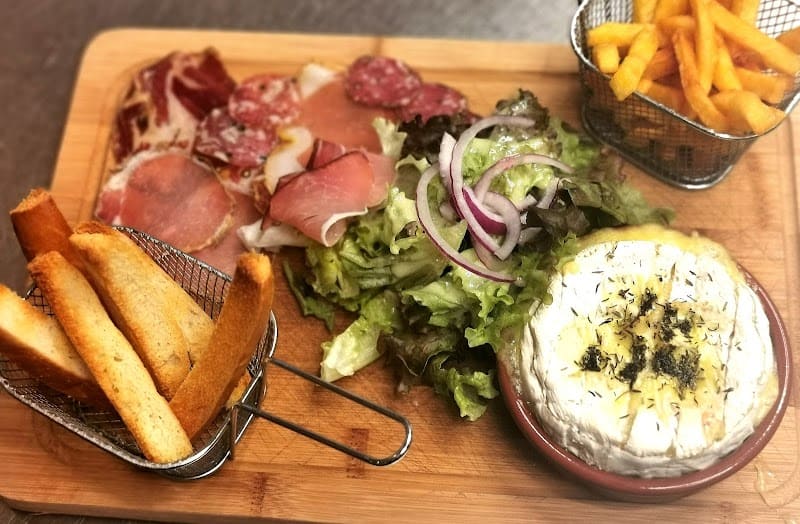 Restaurant Family House à Saint-Max, France