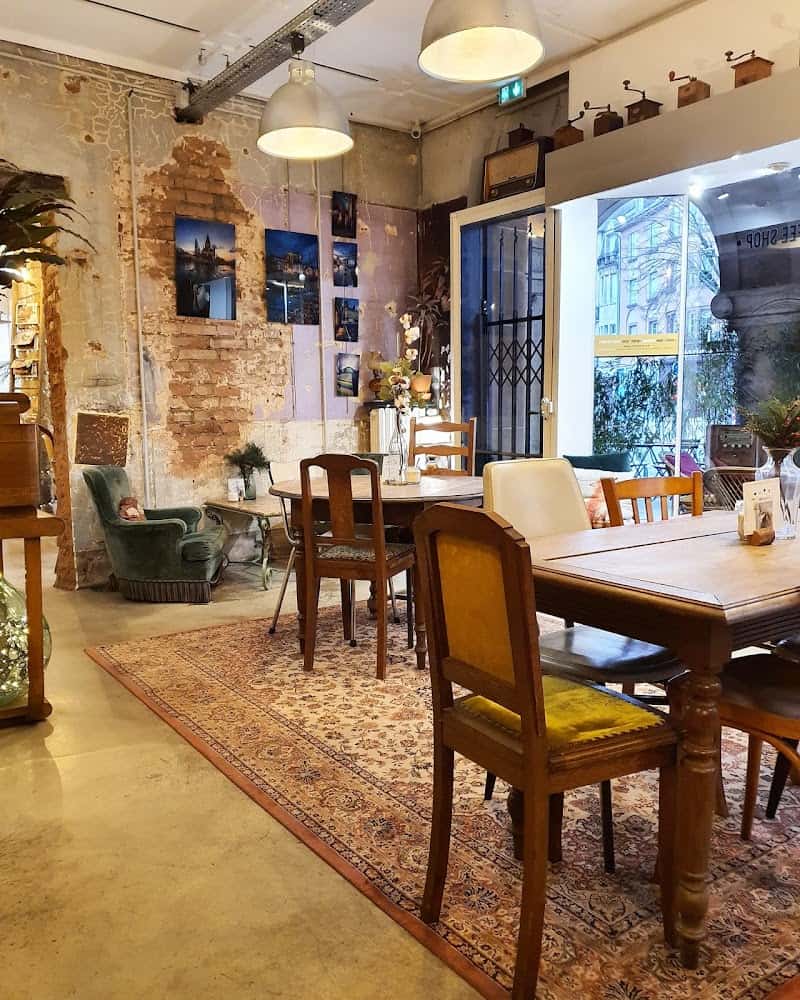 Restaurant #FOX l Coffee-Shop & Torréfacteur à Metz, France