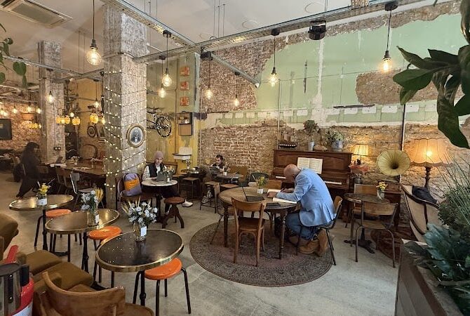 Restaurant #FOX l Coffee-Shop & Torréfacteur à Metz, France