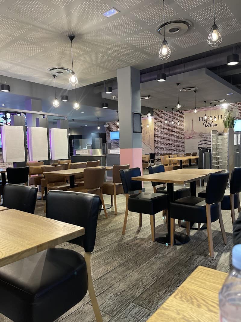 Restaurant French Cantine (Creil Saint Maximin) à Saint-Maximin, France