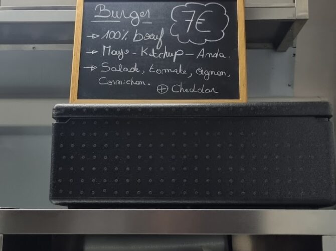 Restaurant Friends Truck à Le Rœulx, Belgique