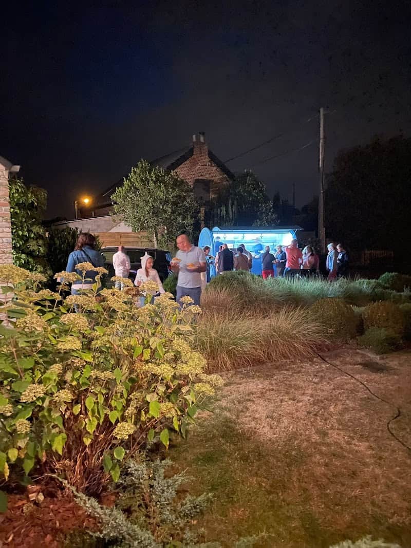 Restaurant Friends Truck à Le Rœulx, Belgique