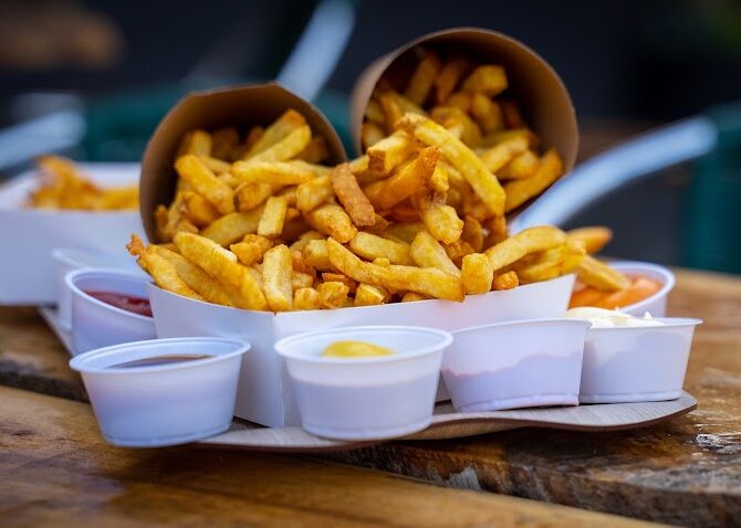 Restaurant Friterie De La Fontaine à Carignan, France