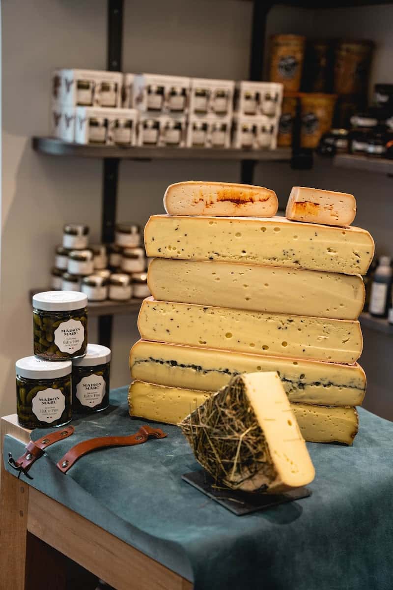 Restaurant Fromagerie Les Folies Fermières à Enghien-les-Bains, France