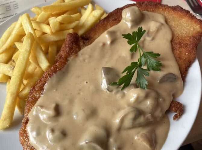 Restaurant früh bis spät à Trier (Trèves), Allemagne