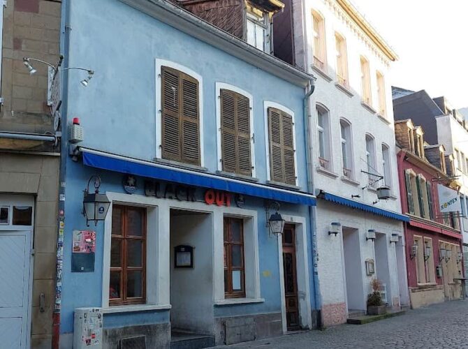 Restaurant Gaststätte Black Out à Saarlouis (Sarrelouis), Allemagne