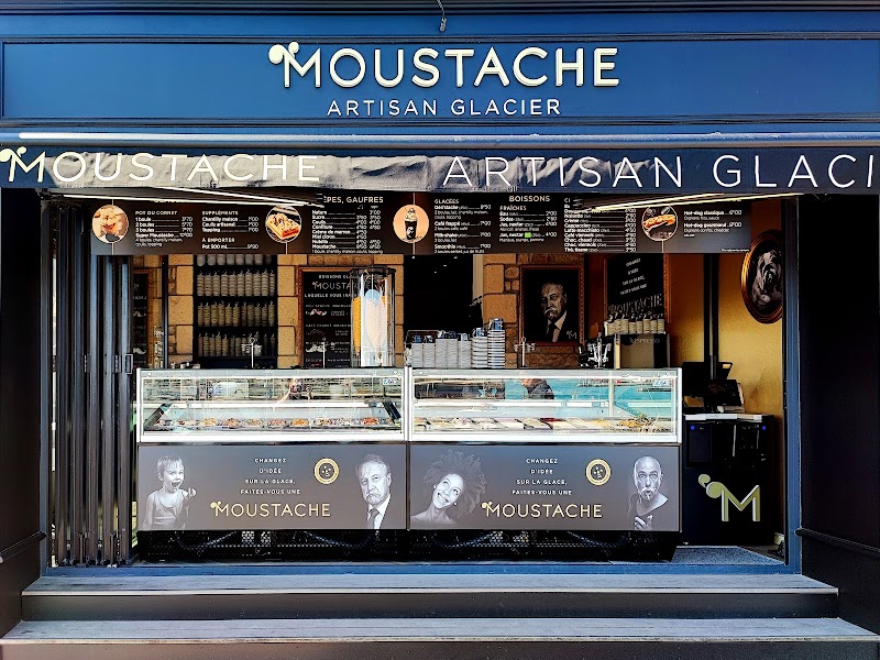 Restaurant Glaces Moustache-Artisan Glacier à La Trinité-sur-Mer, France