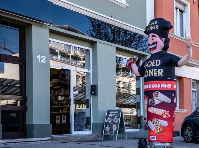 Restaurant Gold Döner à Saarlouis (Sarrelouis), Allemagne