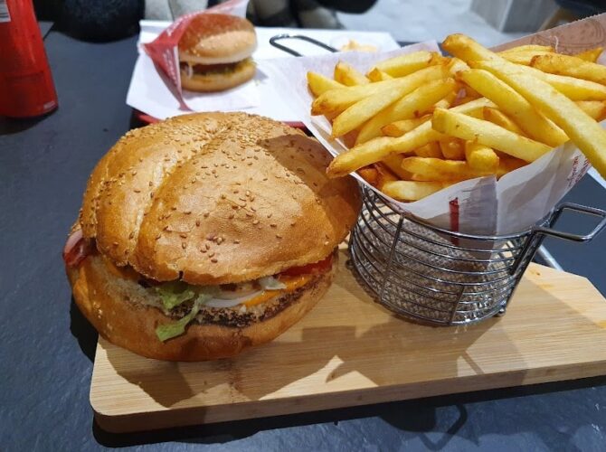 Restaurant Happy Snack à Le Rœulx, Belgique